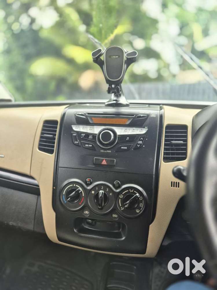 Maruti Suzuki Wagon R 1.0 Vxi Amt, 2018, Petrol