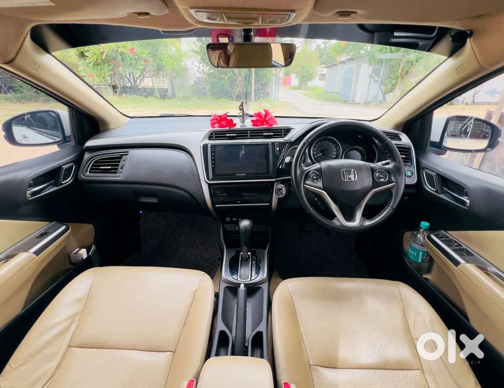 Honda City V Mt Exclusive, 2022, Petrol