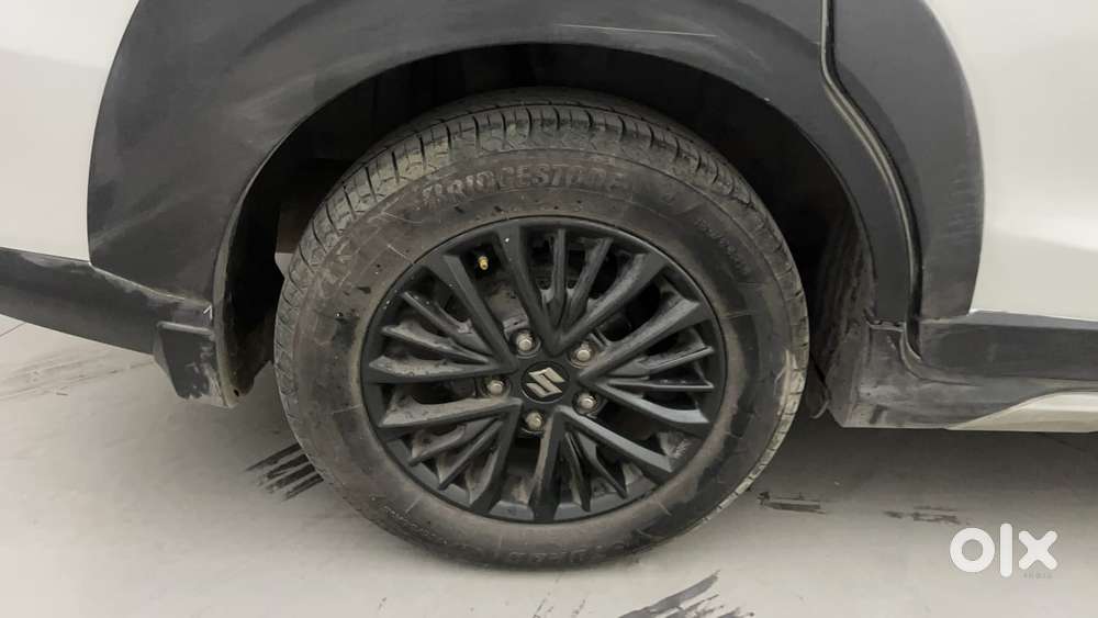 Maruti Suzuki Xl6 1.5 Alpha At, 2021, Petrol