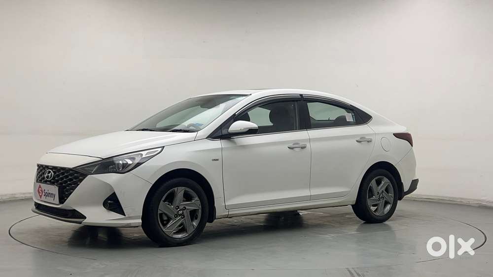 Hyundai Verna 1.5 Sx Diesel At, 2022, Diesel