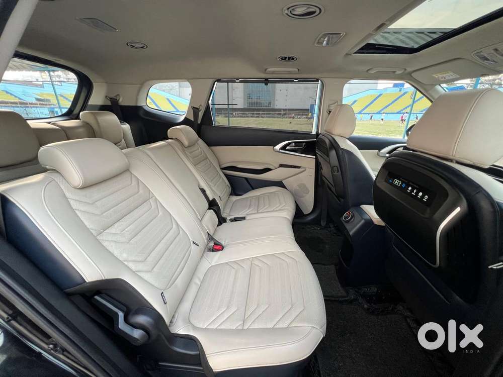 Kia Carens 1.5 Luxury Plus Turbo Dct 7 Str, 2022, Petrol