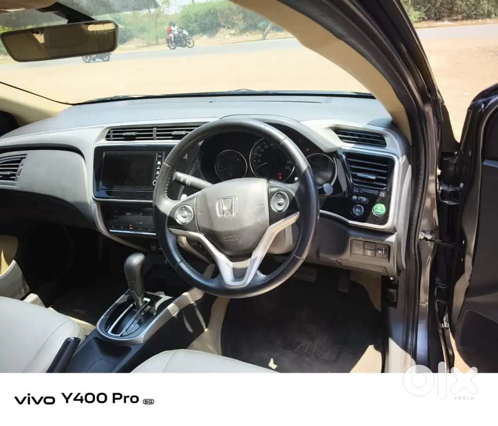 Honda City 2019 Petrol Amt Top End Varient Just 69350 Km Driven