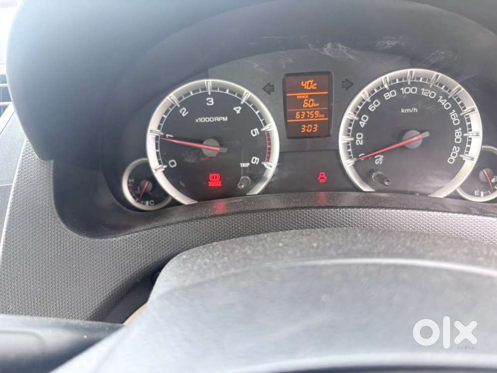 Maruti Suzuki Swift Dzire Zdi, 2013, Diesel