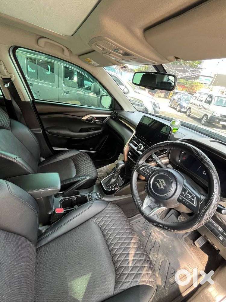 Maruti Suzuki Grand Vitara 1.5 Alpha Plus Intelligent Hybrid Ecvt, 2..
