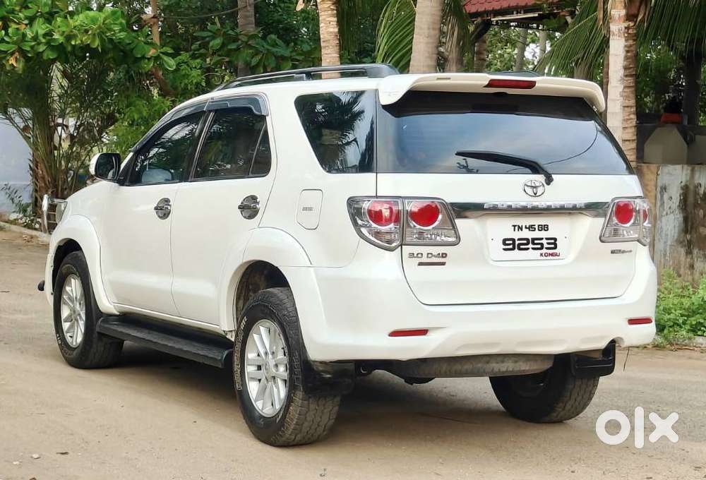 Toyota Fortuner 4x2 At, 2012, Diesel