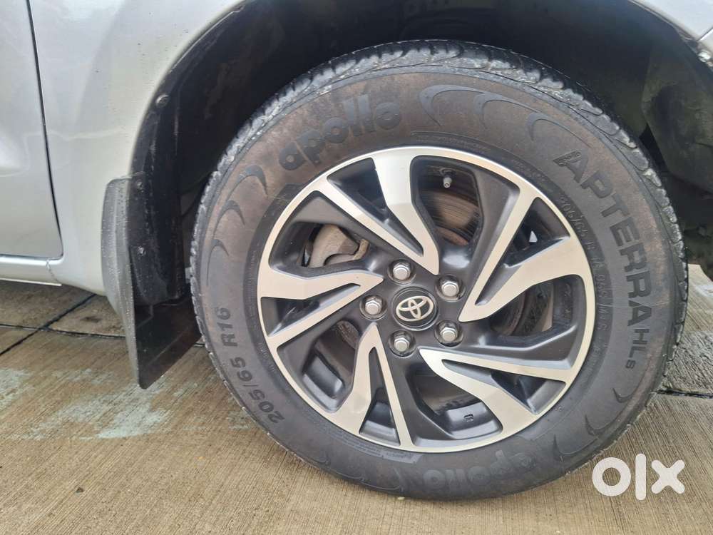 Toyota Innova Crysta [2020-ongoing] 2.4 Gx 7 Str, 2021, Diesel
