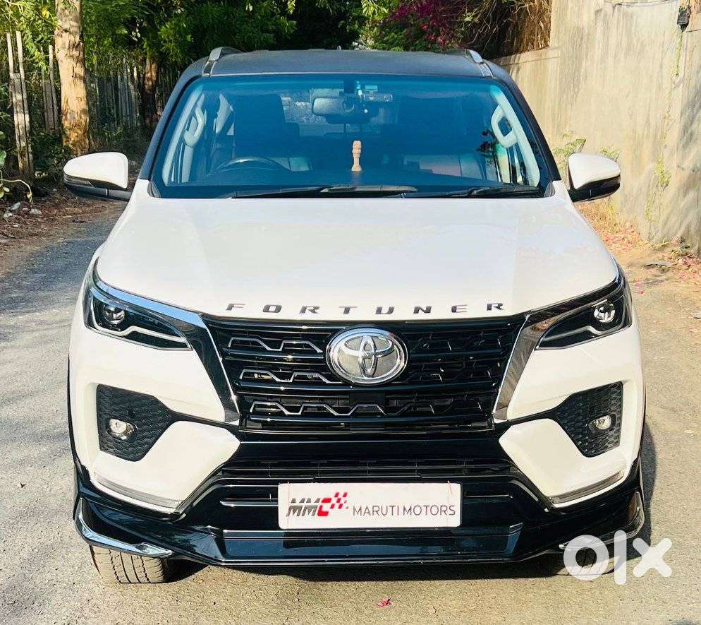 Toyota Fortuner Leader Edition (at), 2025, Diesel