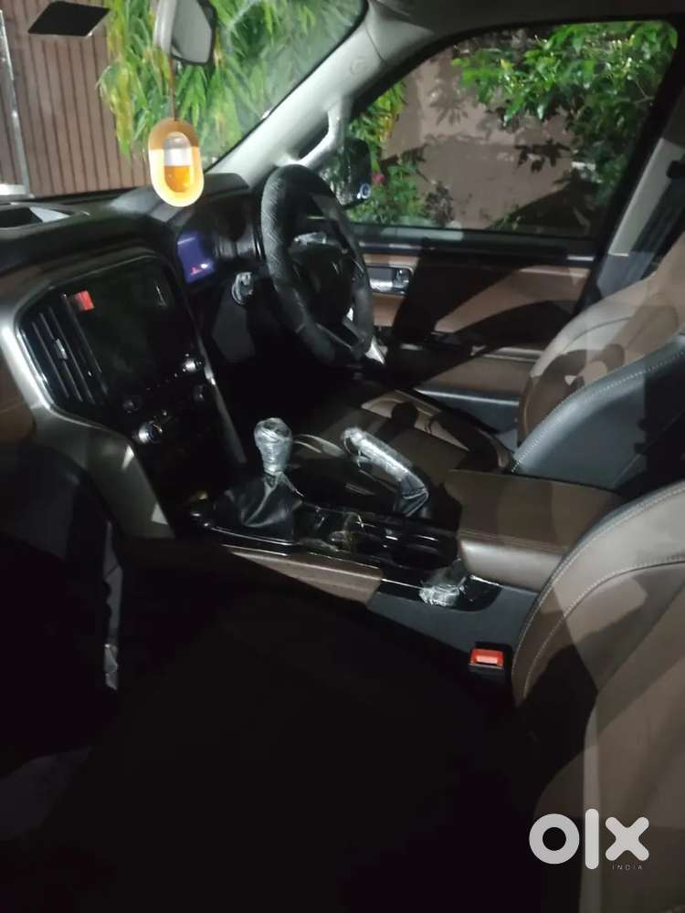 Mahindra Scorpio-n 2025 Diesel Manual