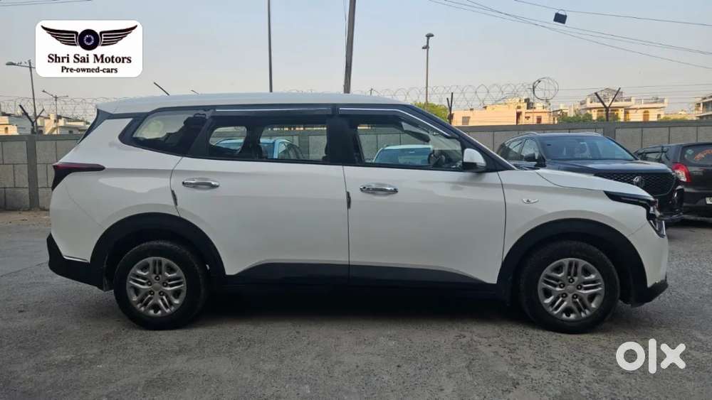 Kia Carens 1.4 Premium 7 Str, 2022, Petrol
