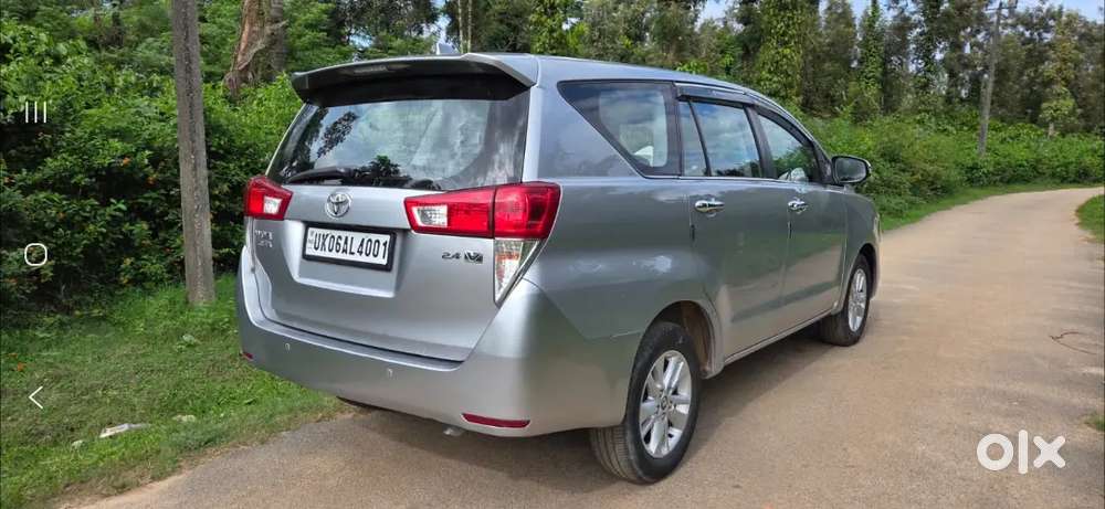 Innova Crysta V 1st Owener