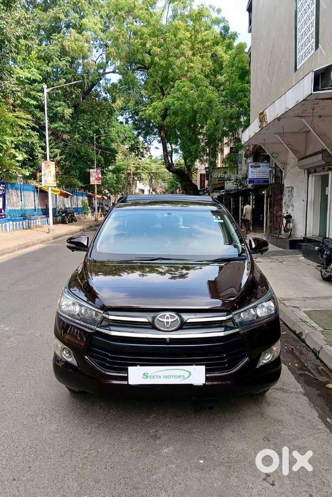 Toyota Innova Crysta 2.4 G Mt 8s, 2019, Diesel