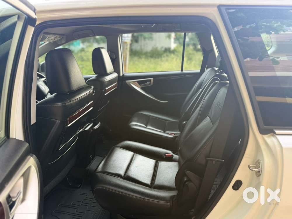 Toyota Innova Crysta 2021 Diesel Manual Car