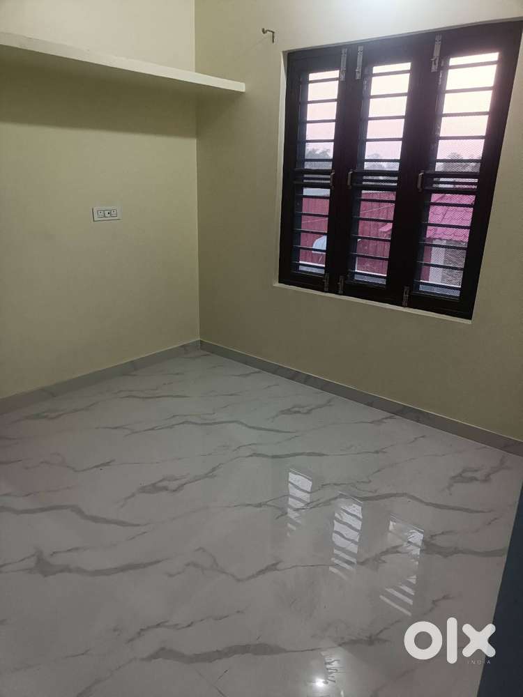 For Rent light pani include For Rent: Houses Apartments