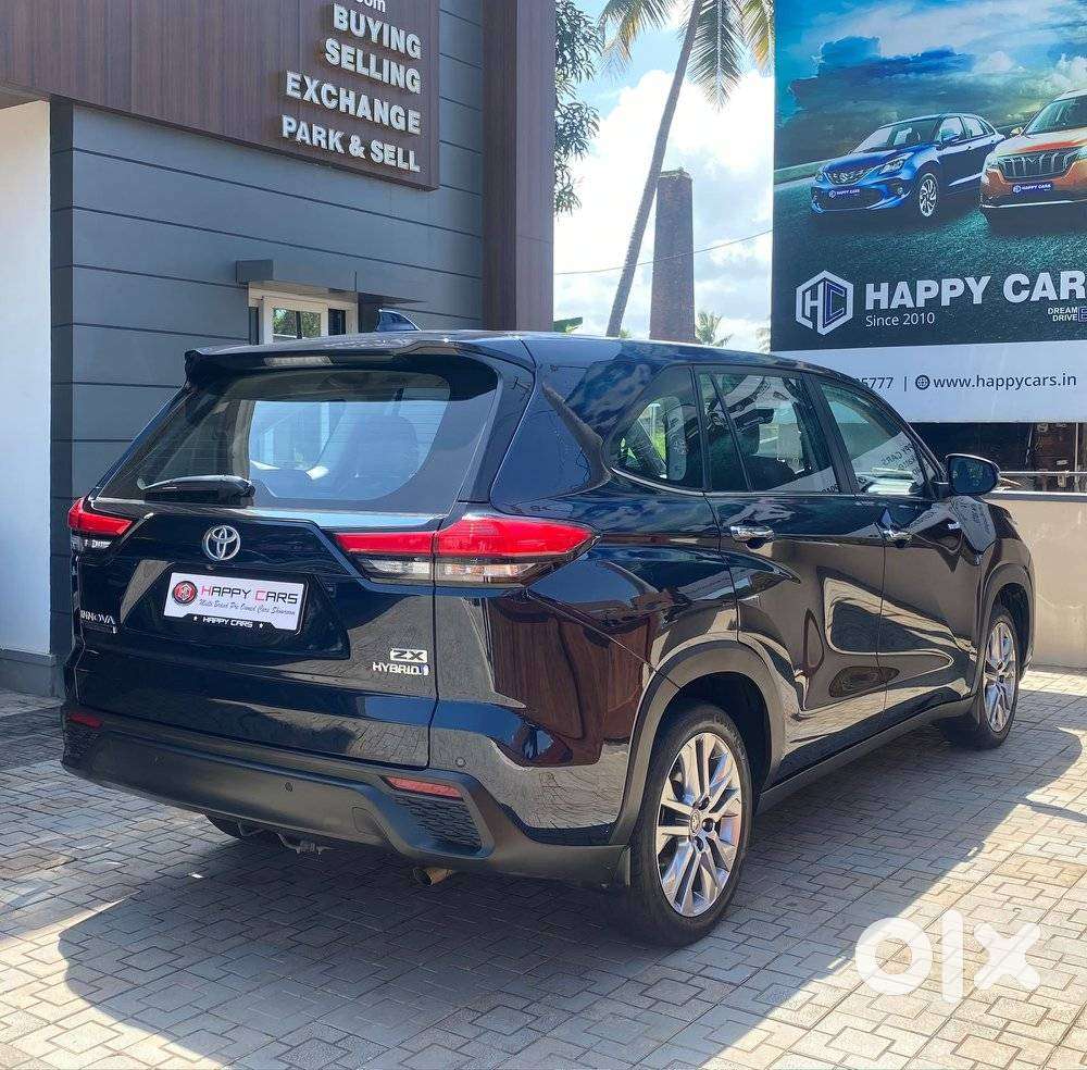Toyota Innova Hycross 2.0 ZX Hybrid 7 STR, 2023, Petrol
