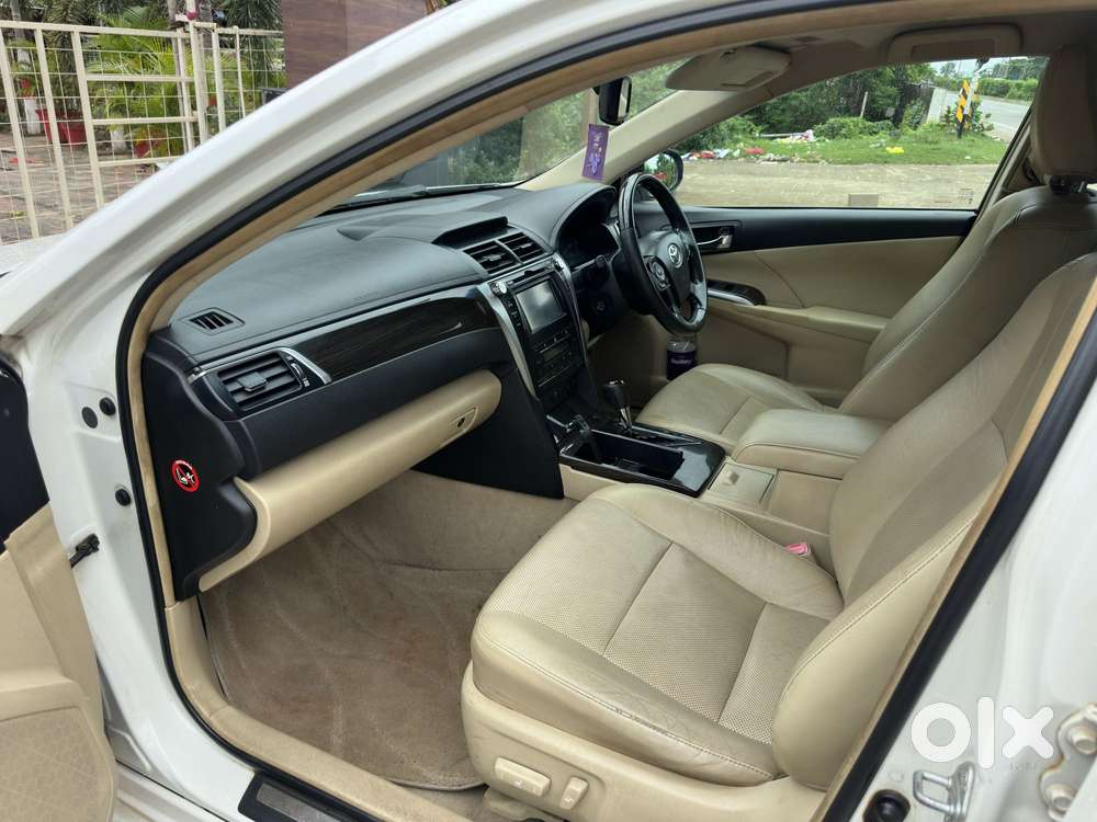Toyota Camry Hybrid, 2016, Electric