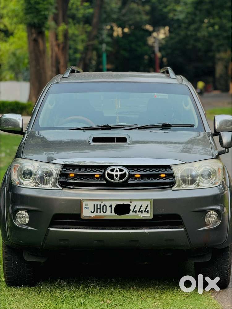 Toyota Fortuner Diesel Manual 2012