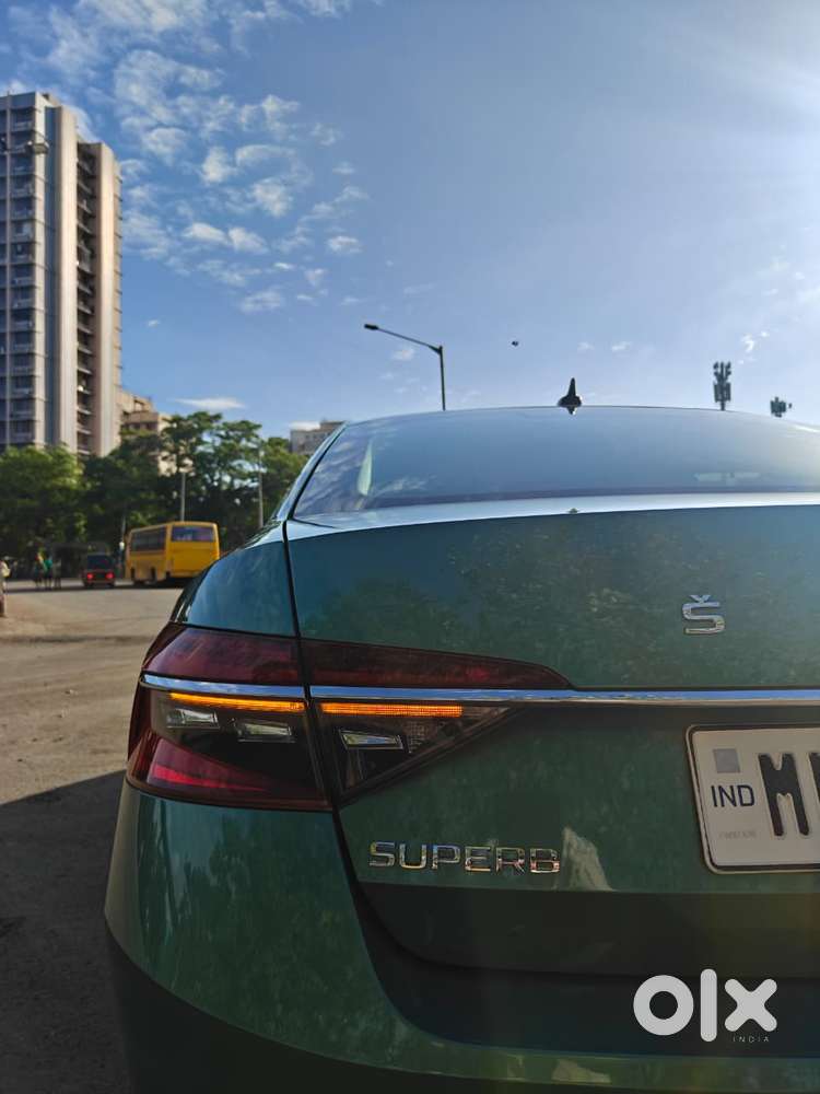 Skoda Superb 2.0 Tsi At L&k, 2024, Petrol