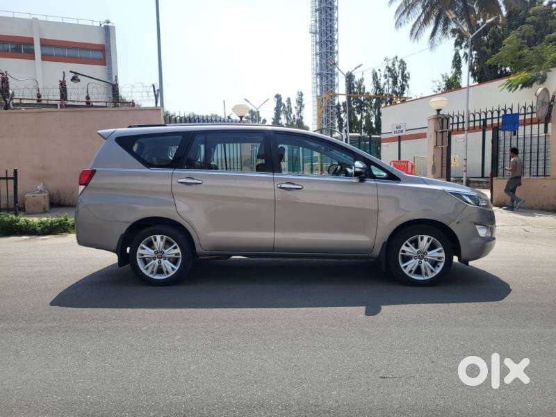 Toyota Innova Crysta 2.8 Zx At, 2016, Diesel