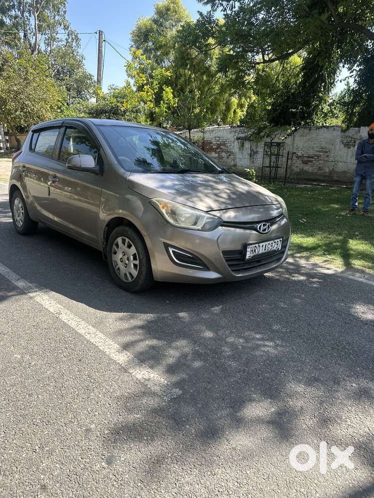 Hyundai I20 Sportz 1.2 Bs-iv, 2013, Diesel