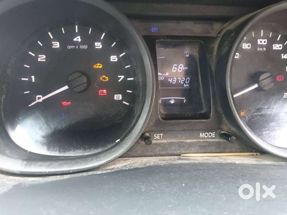 Tata Tiago 1.2 Revotron Xm, 2017, Petrol