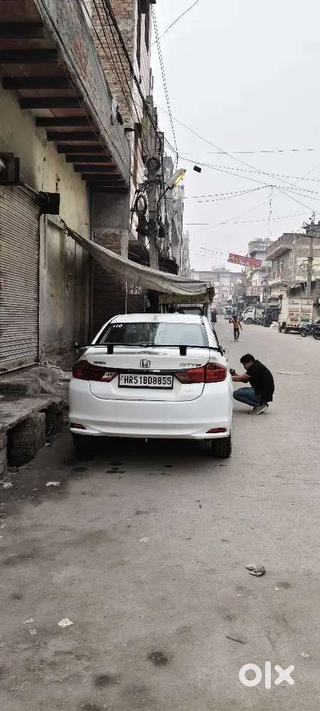 Honda City V At 2015