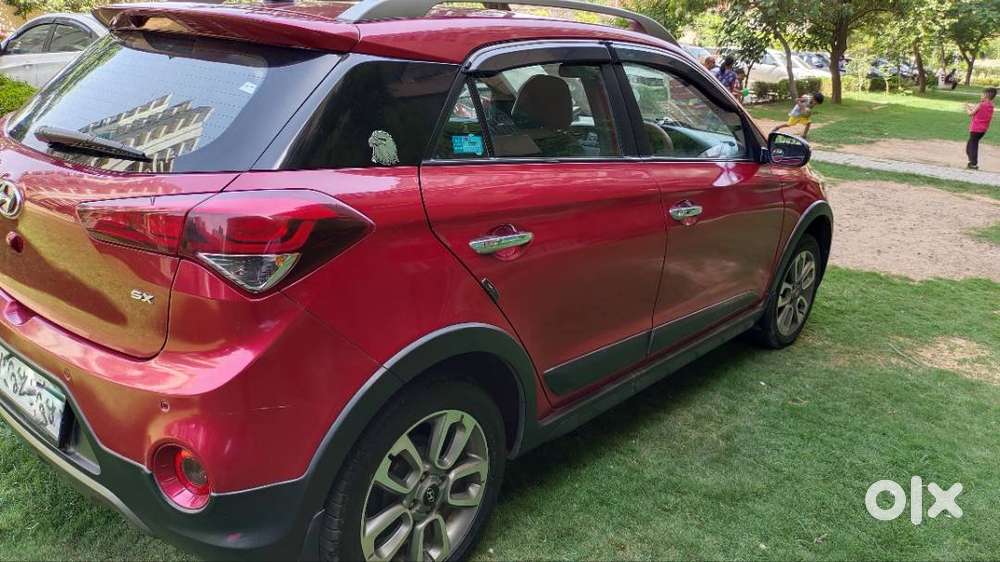 Hyundai I20 Active 2015 Cng, 116999 Km Personal Driven