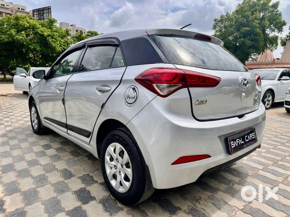 Hyundai Elite I20 Sportz (o) 1.4, 2015, Diesel