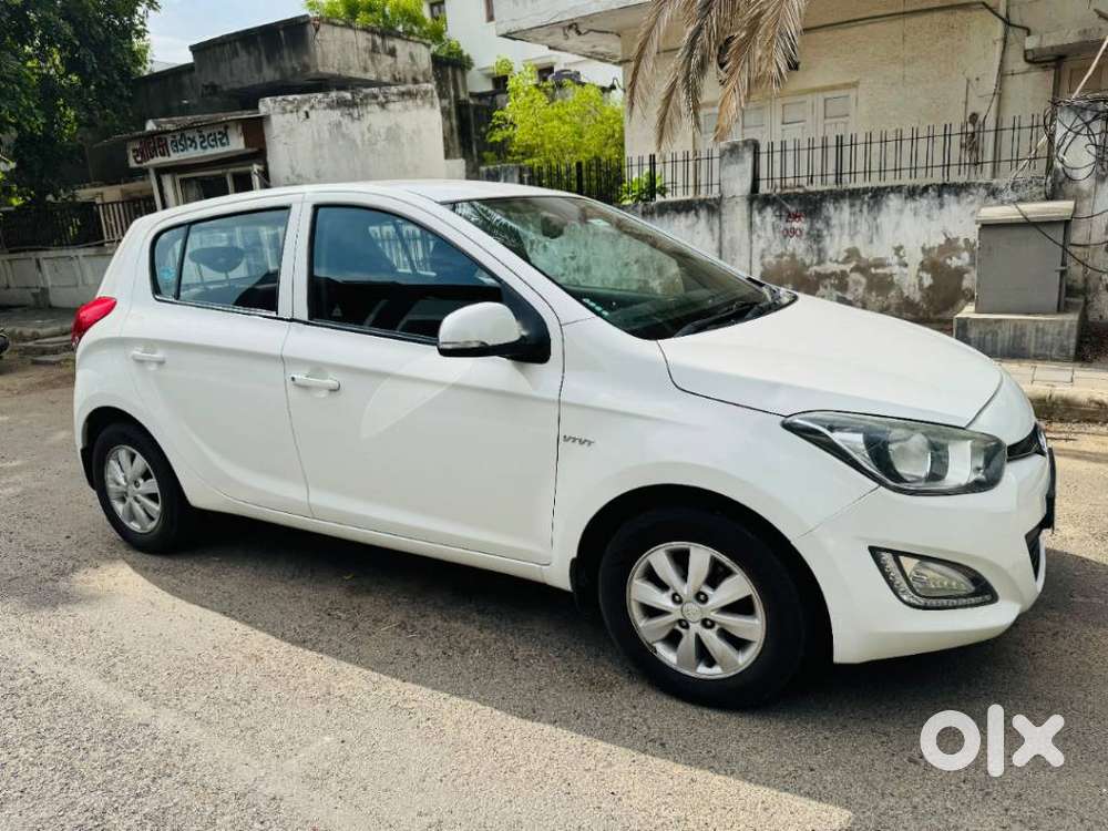 Hyundai I20 Petrol Spotz, 2014, Petrol
