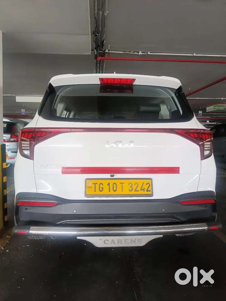 Kia Carens 2025 Cng & Hybrids Well Maintained