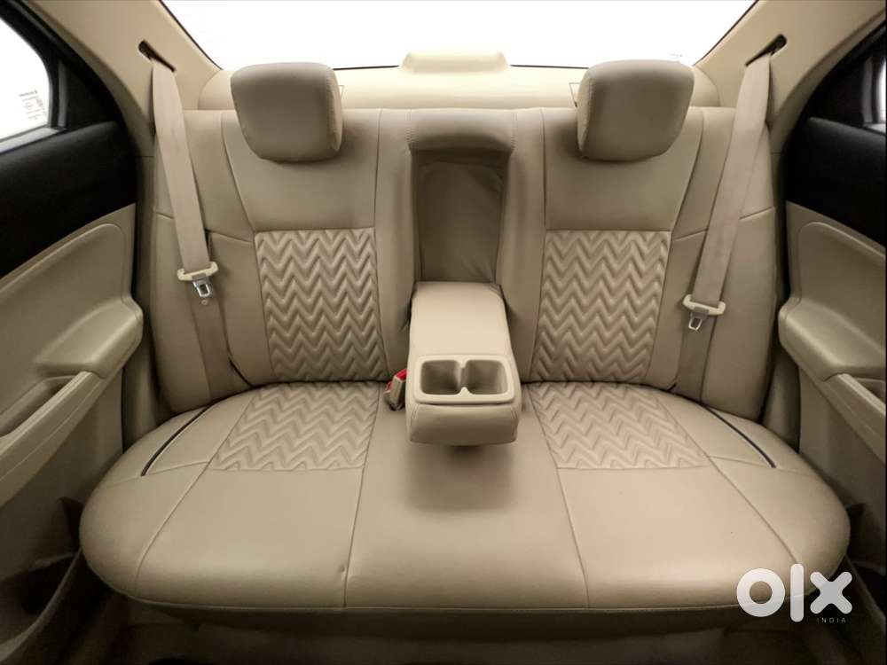 Maruti Suzuki Dzire 1.2 Zxi, 2017, Petrol