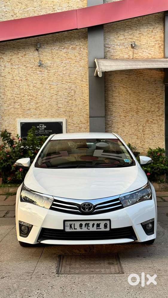 Toyota Corolla Altis 2015 Diesel Well Maintained