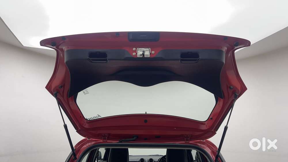 Maruti Suzuki Swift Vvt Vxi, 2021, Petrol
