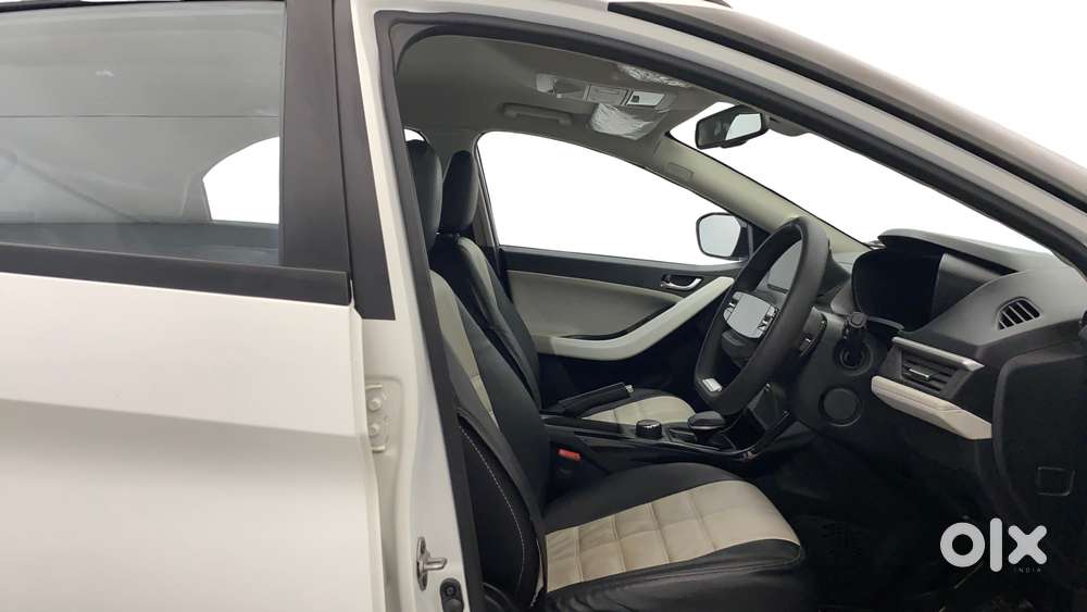 Tata Nexon Creative Plus 1.5 Revotorq Diesel 6 Amt Dt, 2024, Diesel