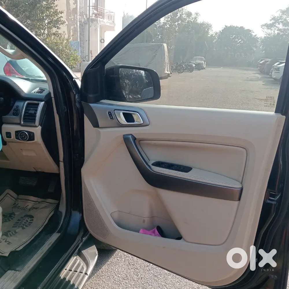 Ford Endeavour 2018 Br31