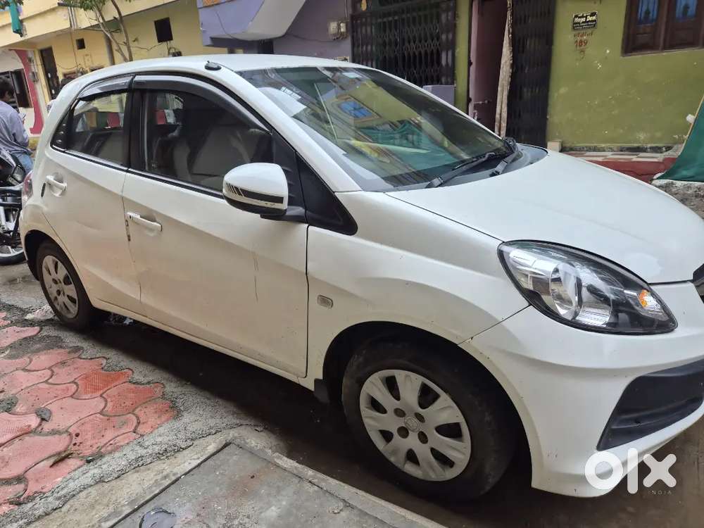 Honda Brio Petrol Mt 2016