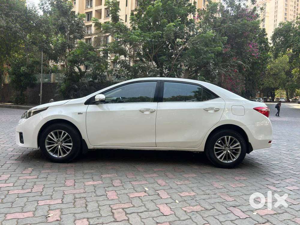 Toyota Corolla Altis Vl, 2015, Petrol