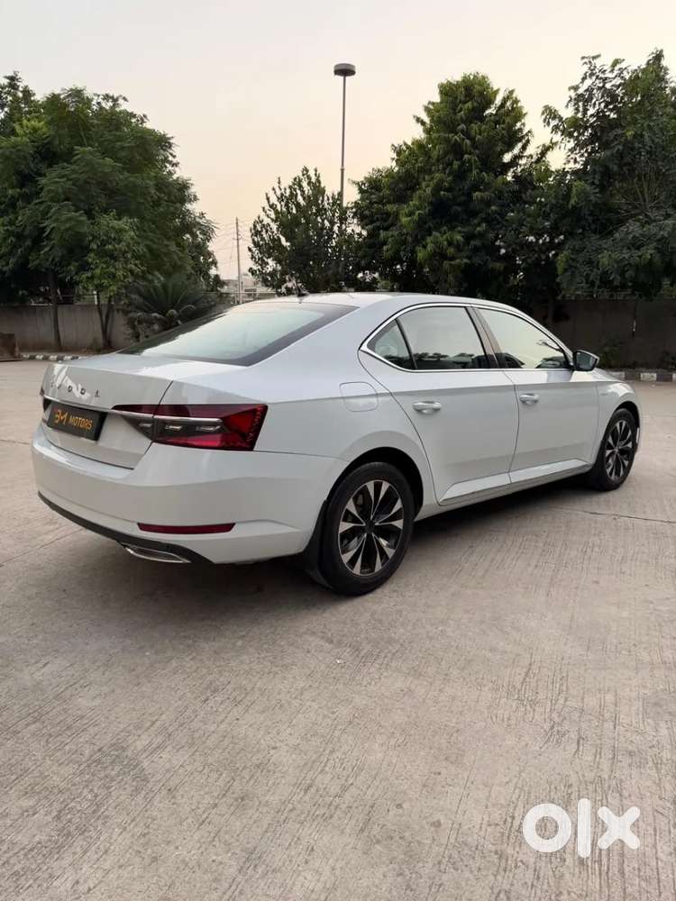 Skoda Superb 2.0 L&k Tsi At, 2020, Petrol