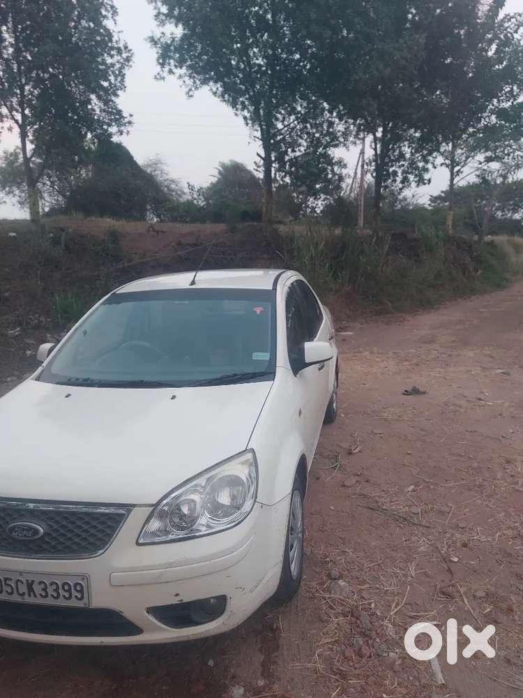 Ford Fiesta 2013 Diesel 90000 Km Driven