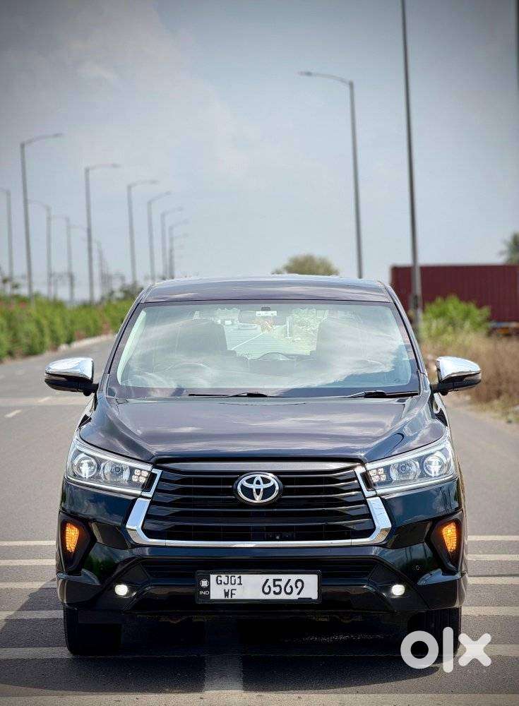 Toyota Innova Crysta 2.5z, 2022, Diesel