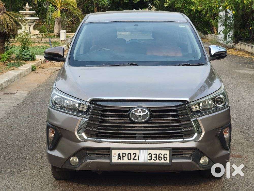 Toyota Innova Crysta 2.8z Automatic, 2018, Diesel