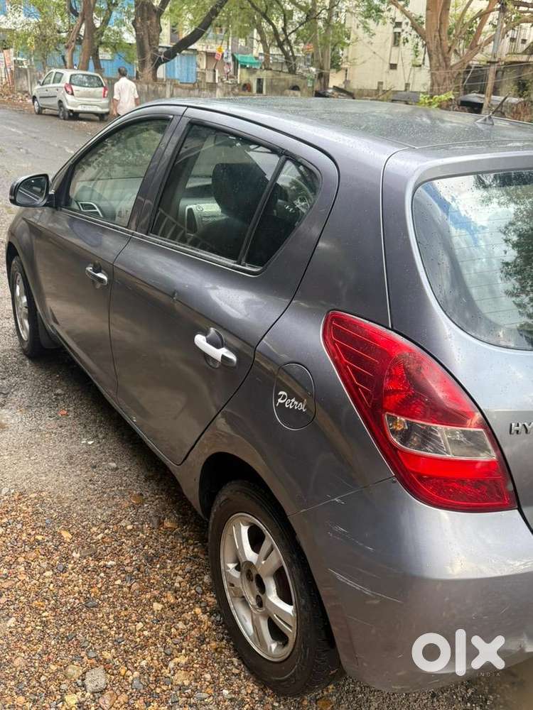 Hyundai Car Petrol 2011