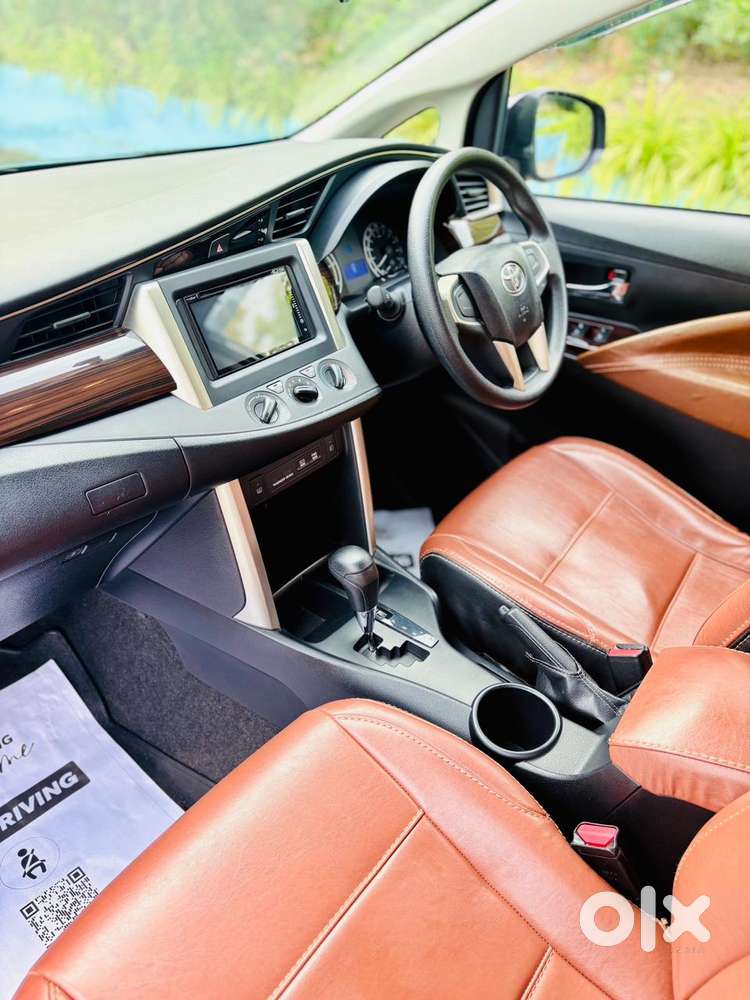 Toyota Innova Crysta 2.8z Automatic, 2016, Diesel