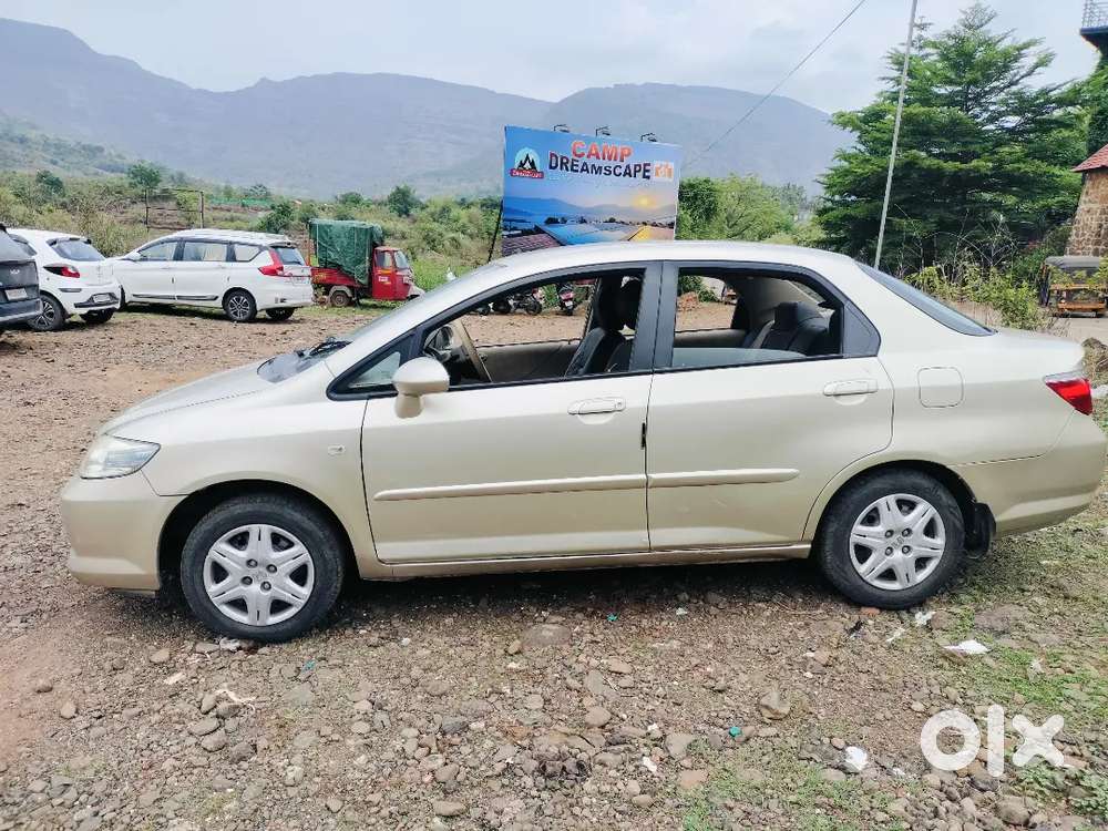 Honda City Zx 2006 Cng & Hybrids Good Condition