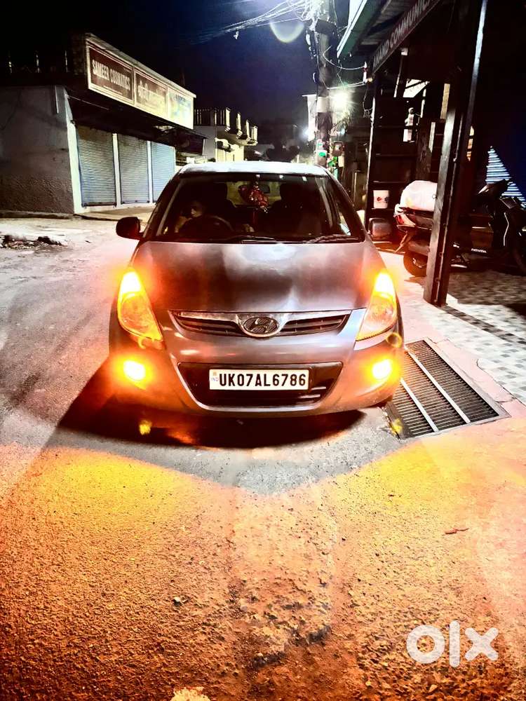 Hyundai I20 2011(oct) Diesel Well Maintained Neat & Clean Car