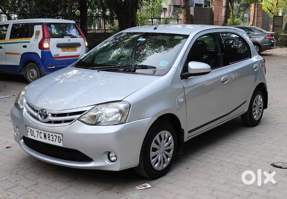 Toyota Etios Liva 2013-2014 G, 2013, Petrol