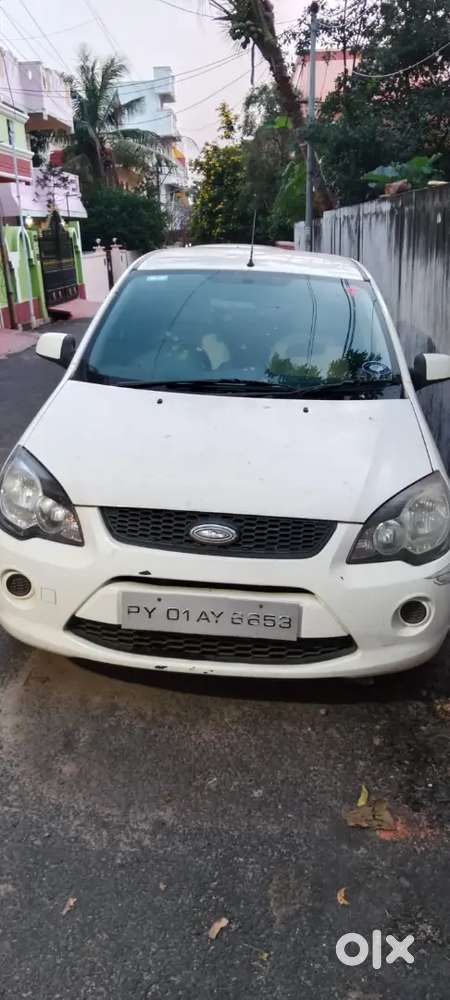 Ford Fiesta 2009 Diesel 80000 Km Driven Stock Condition New Tyres