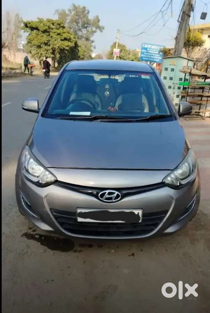 Hyundai I20 Magna 2012 Model Pb06 Number