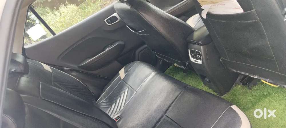 Hyundai Venue 2020 Diesel Manual