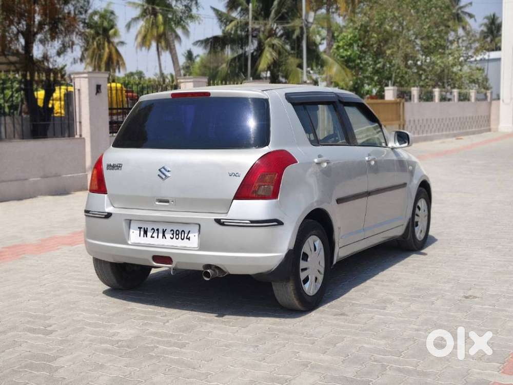 Maruti Suzuki Swift Lxi Option, 2006, Petrol