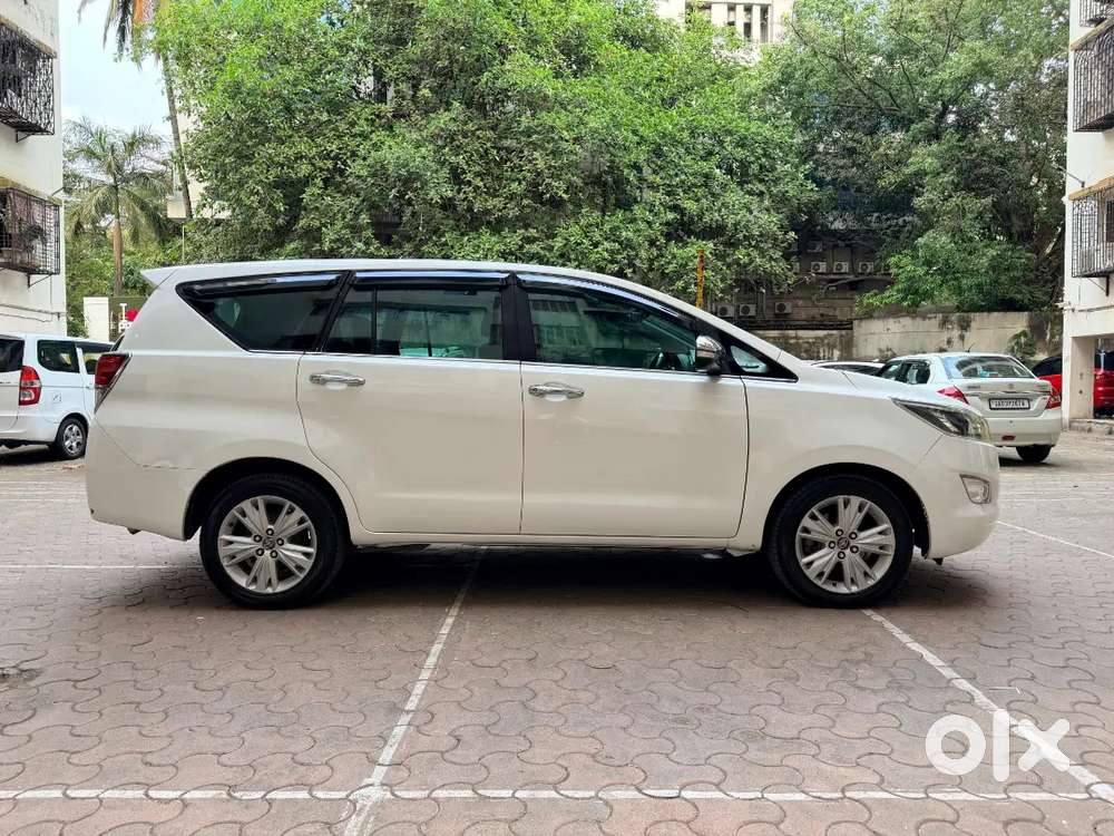Toyota Innova 2018